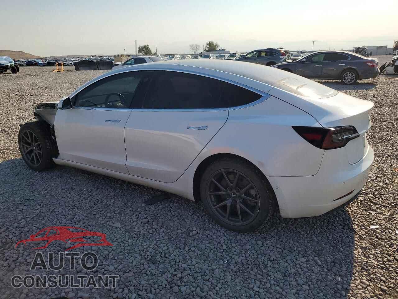 TESLA MODEL 3 2018 - 5YJ3E1EB1JF097968