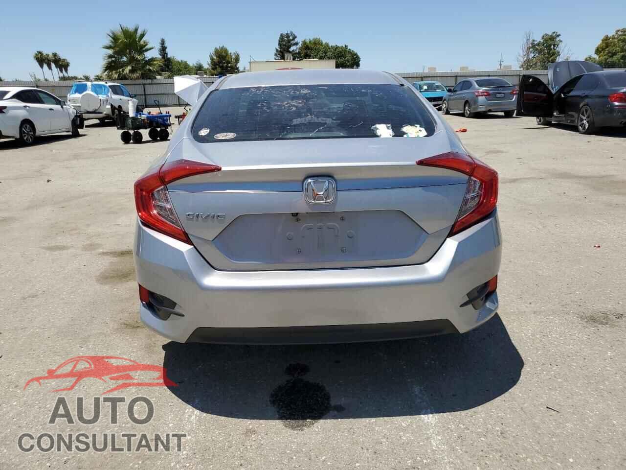 HONDA CIVIC 2018 - 19XFC2F54JE019160