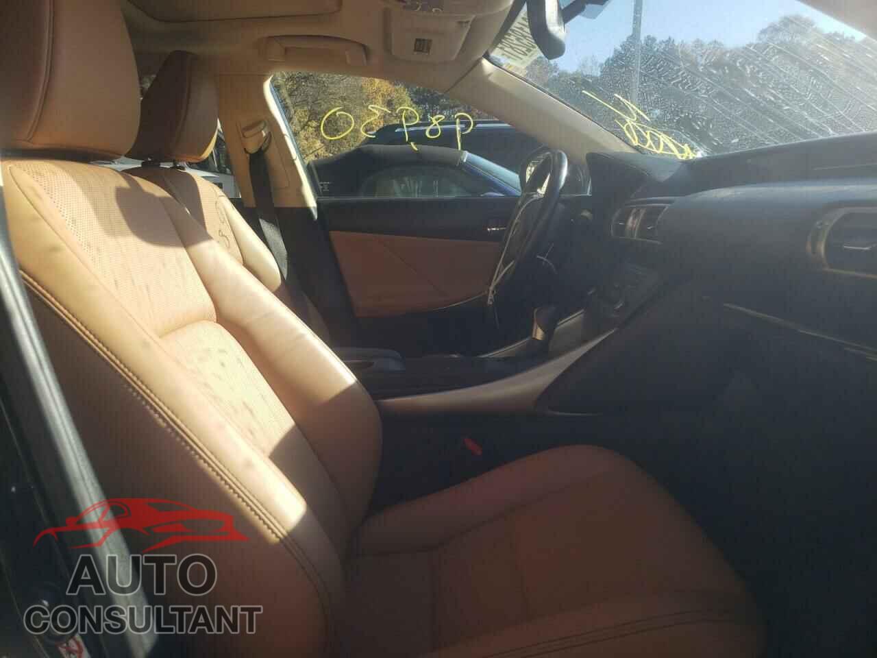 LEXUS IS 2016 - JTHCM1D29G5008323