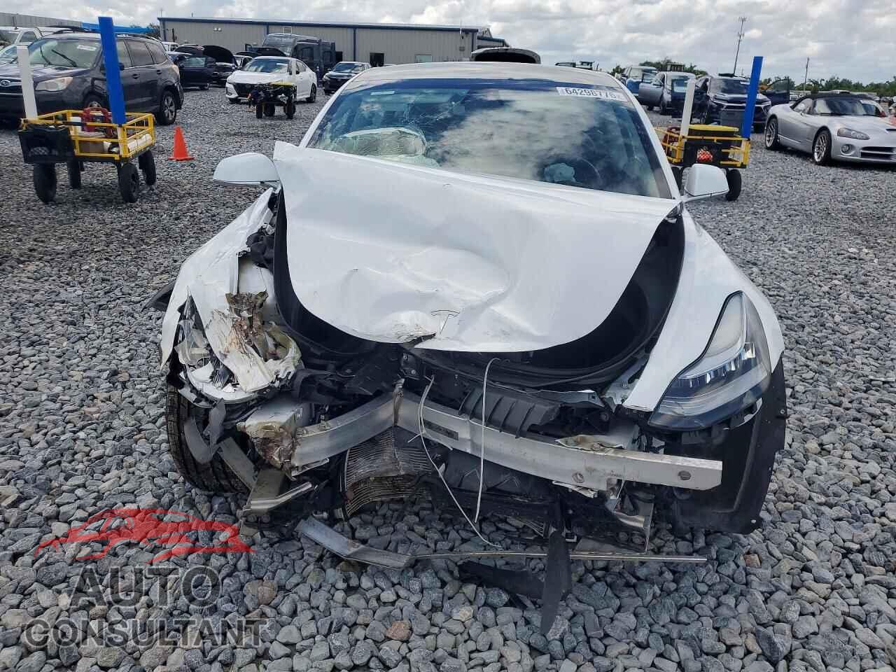 TESLA MODEL 3 2020 - 5YJ3E1EA2LF590990