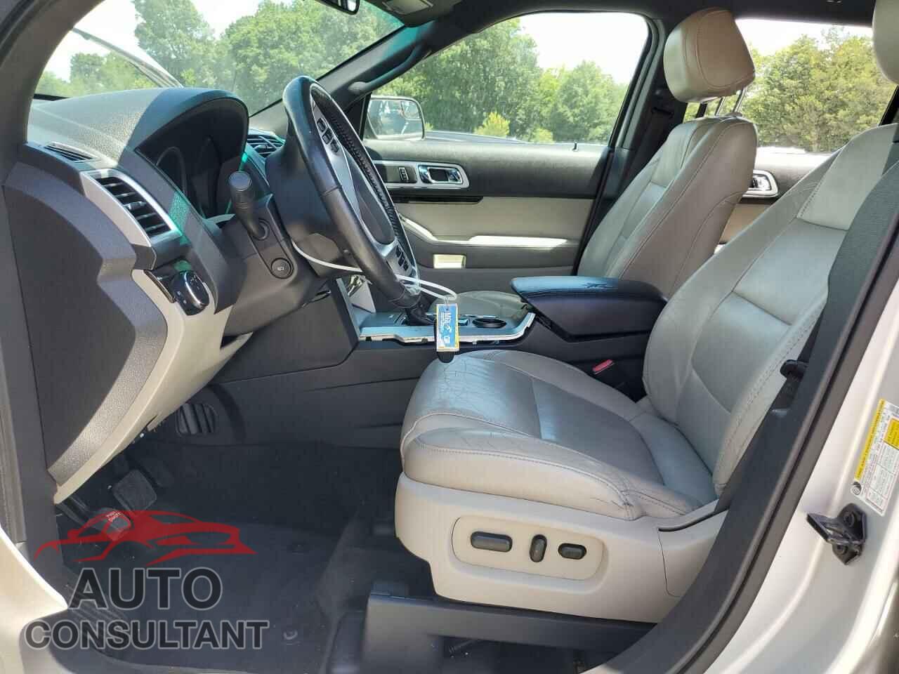 FORD EXPLORER 2011 - 1FMHK7F87BGA18942