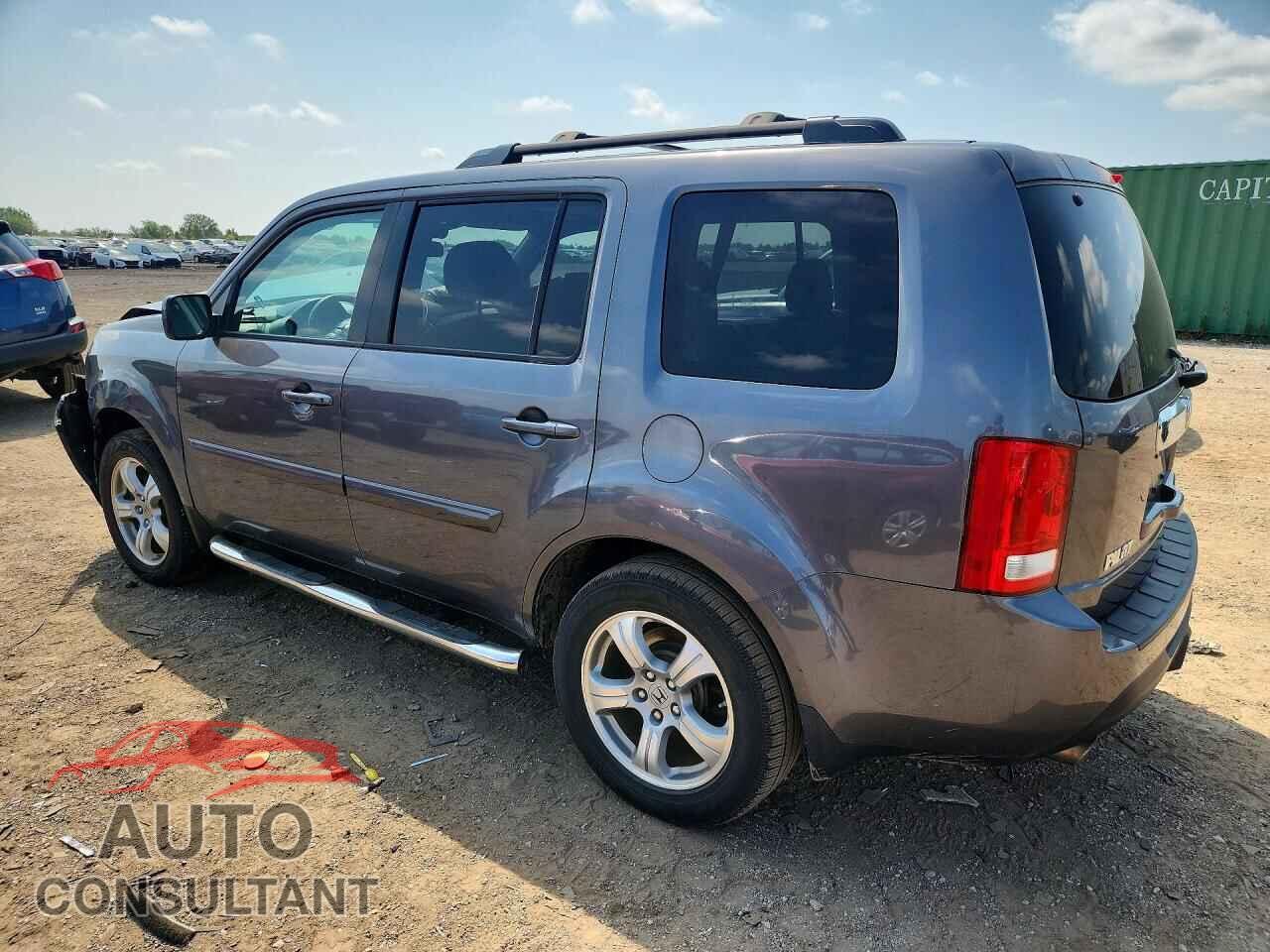 HONDA PILOT 2015 - 5FNYF4H52FB007745