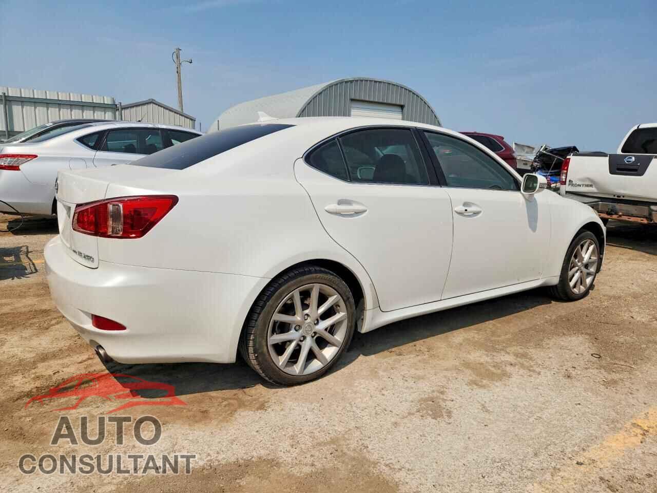 LEXUS IS 2012 - JTHCF5C25C5053448