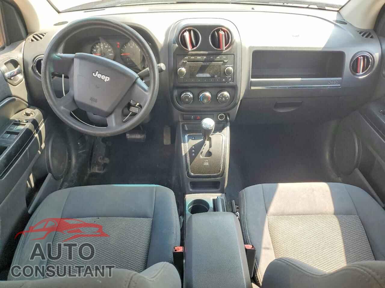 JEEP COMPASS 2010 - 1J4NF4FBXAD611582
