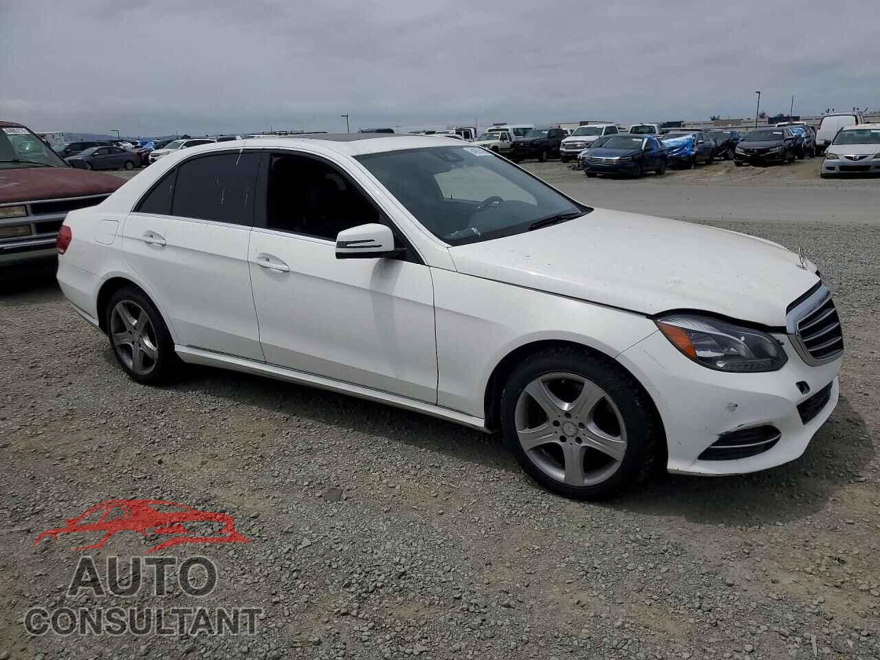 MERCEDES-BENZ E-CLASS 2014 - WDDHF5KB7EA821312