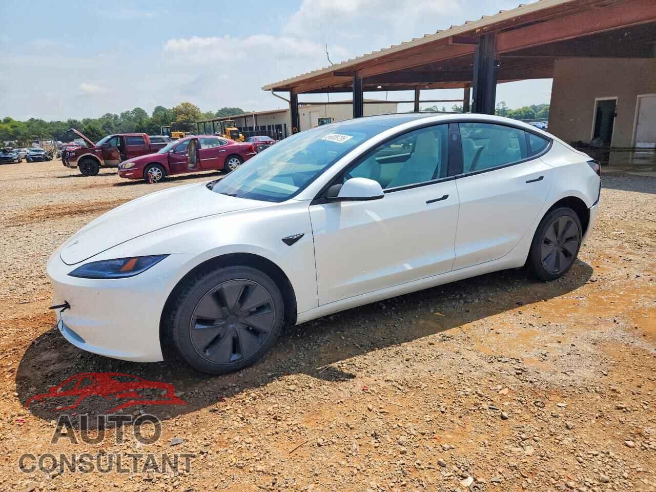 TESLA MODEL 3 2025 - 5YJ3E1EA1SF062811
