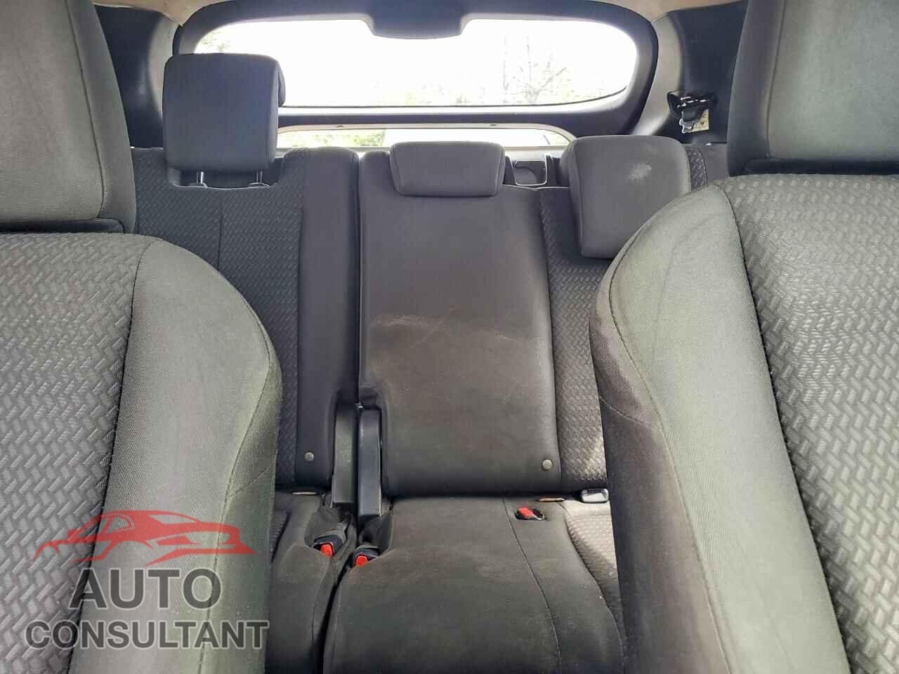 MITSUBISHI ECLIPSE 2018 - JA4AT4AA2JZ069645