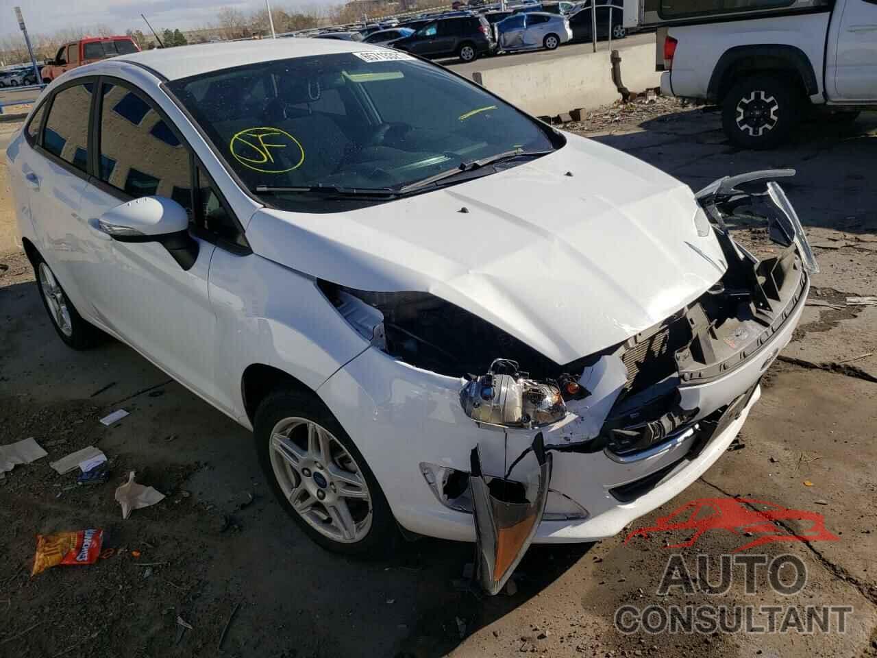 FORD FIESTA 2018 - 3FADP4BJ5JM144223
