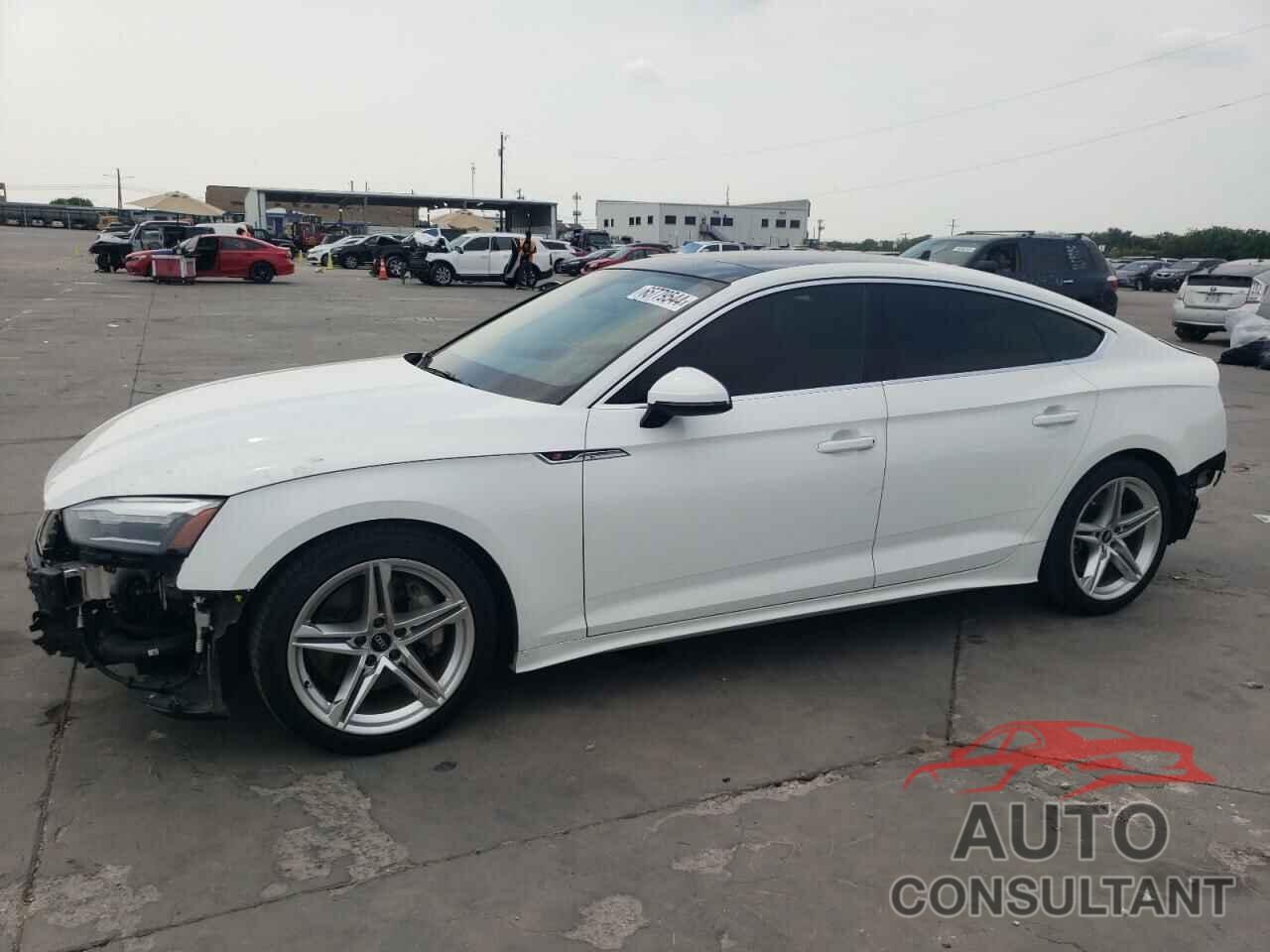 AUDI A5 2021 - WAUDACF5XMA038321