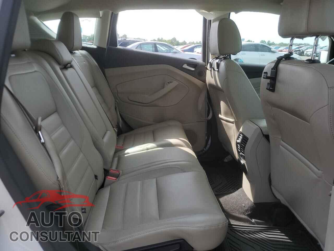 FORD CMAX 2017 - 1FADP5DU2HL106957