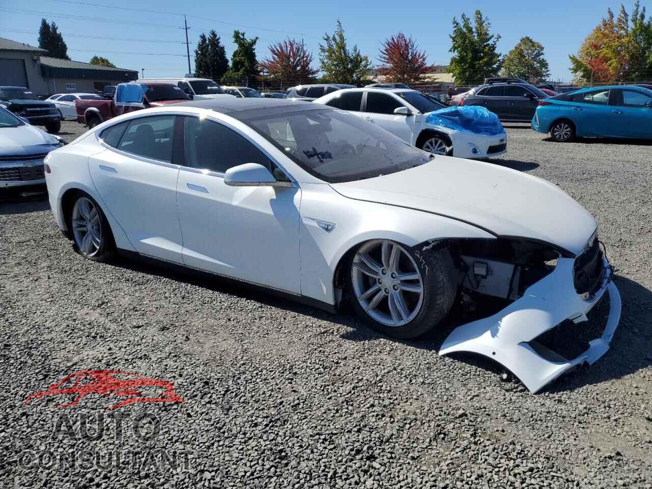 TESLA MODEL S 2016 - 5YJSA1E29GF133647