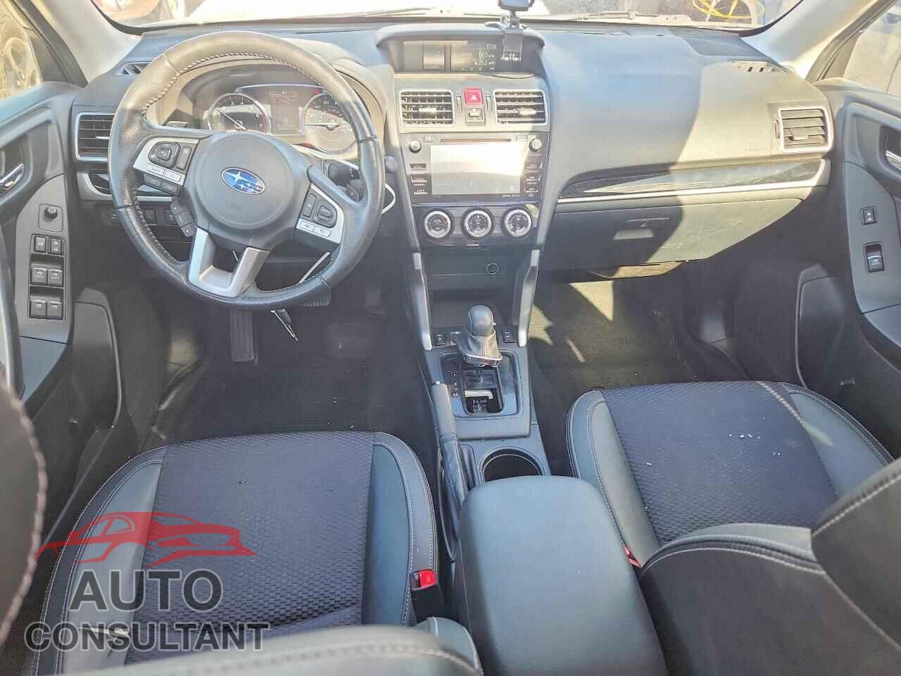 SUBARU FORESTER 2018 - JF2SJAGC1JH566278
