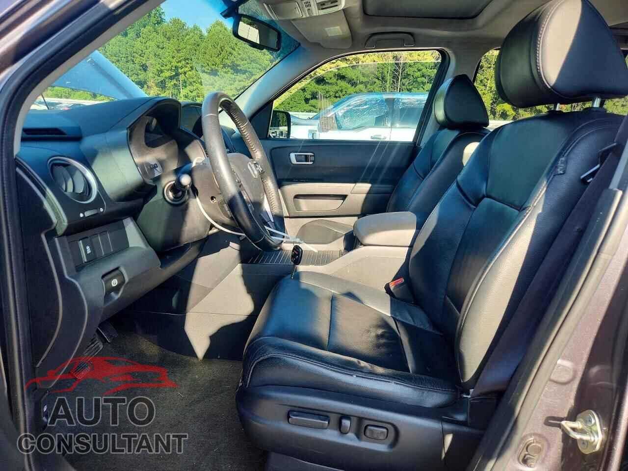 HONDA PILOT 2015 - 5FNYF4H55FB036995