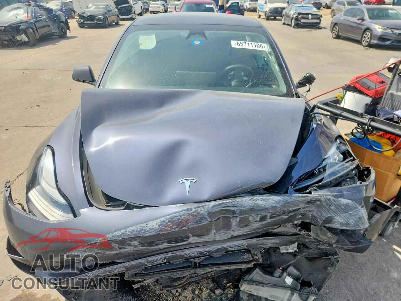 TESLA MODEL 3 2023 - 5YJ3E1EA0PF595403