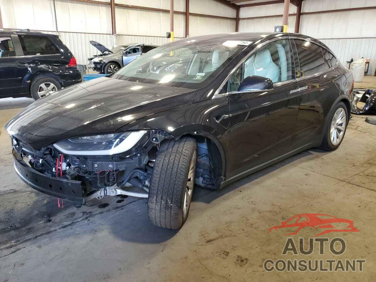 TESLA MODEL X 2018 - 5YJXCBE23JF109602