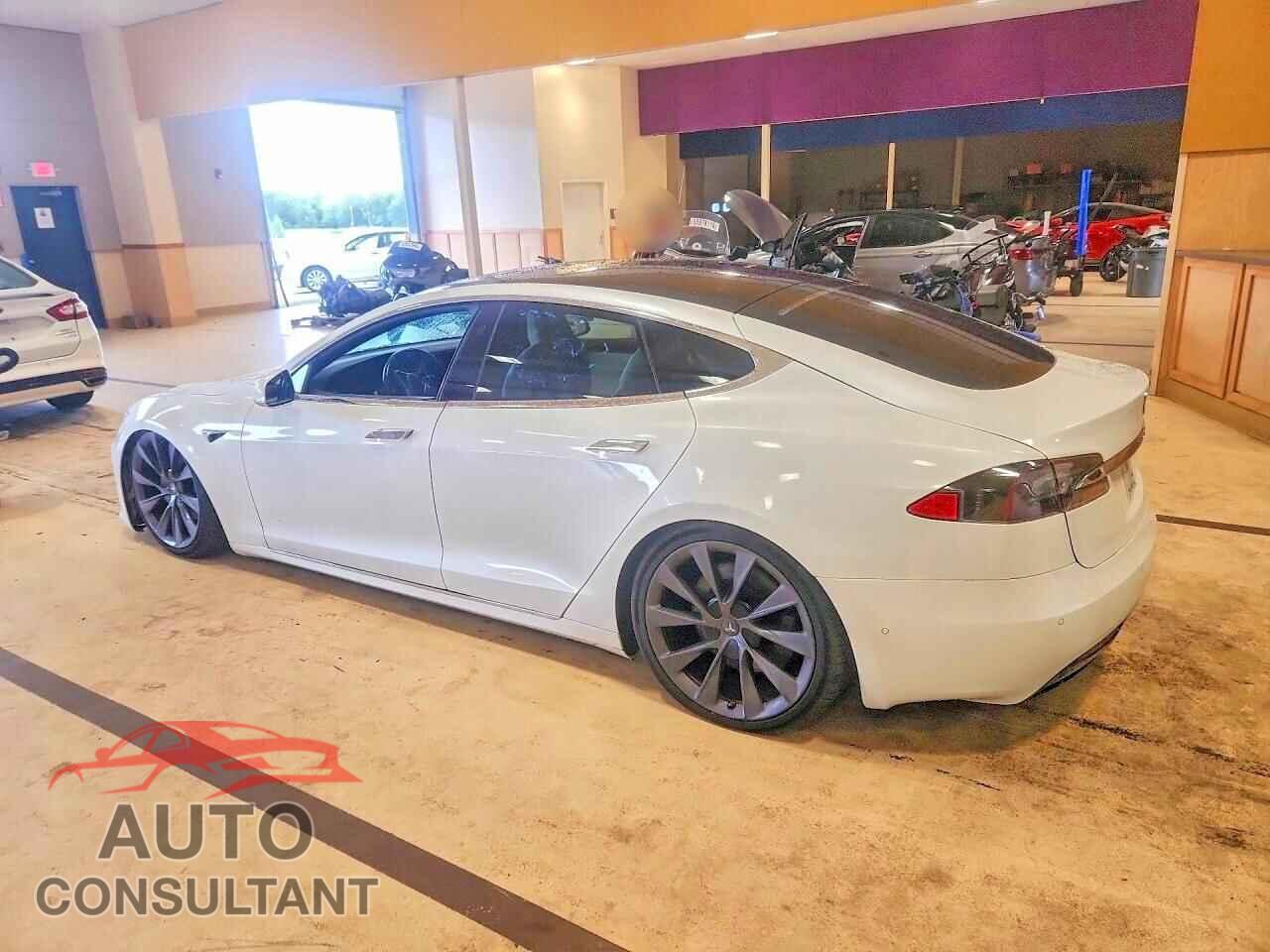 TESLA MODEL S 2020 - 5YJSA1E23LF414188