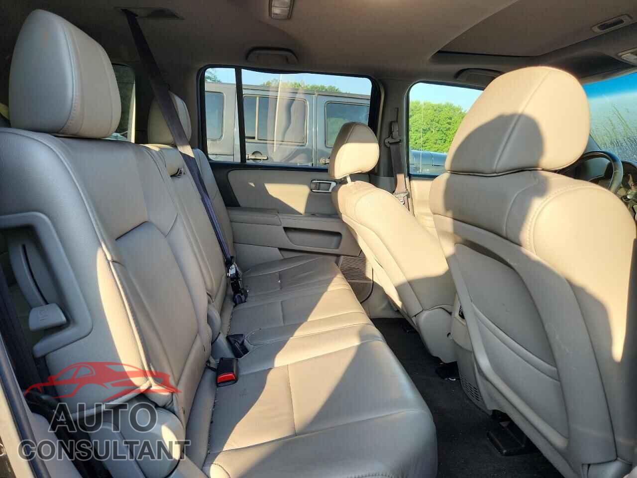HONDA PILOT 2012 - 5FNYF4H72CB017740