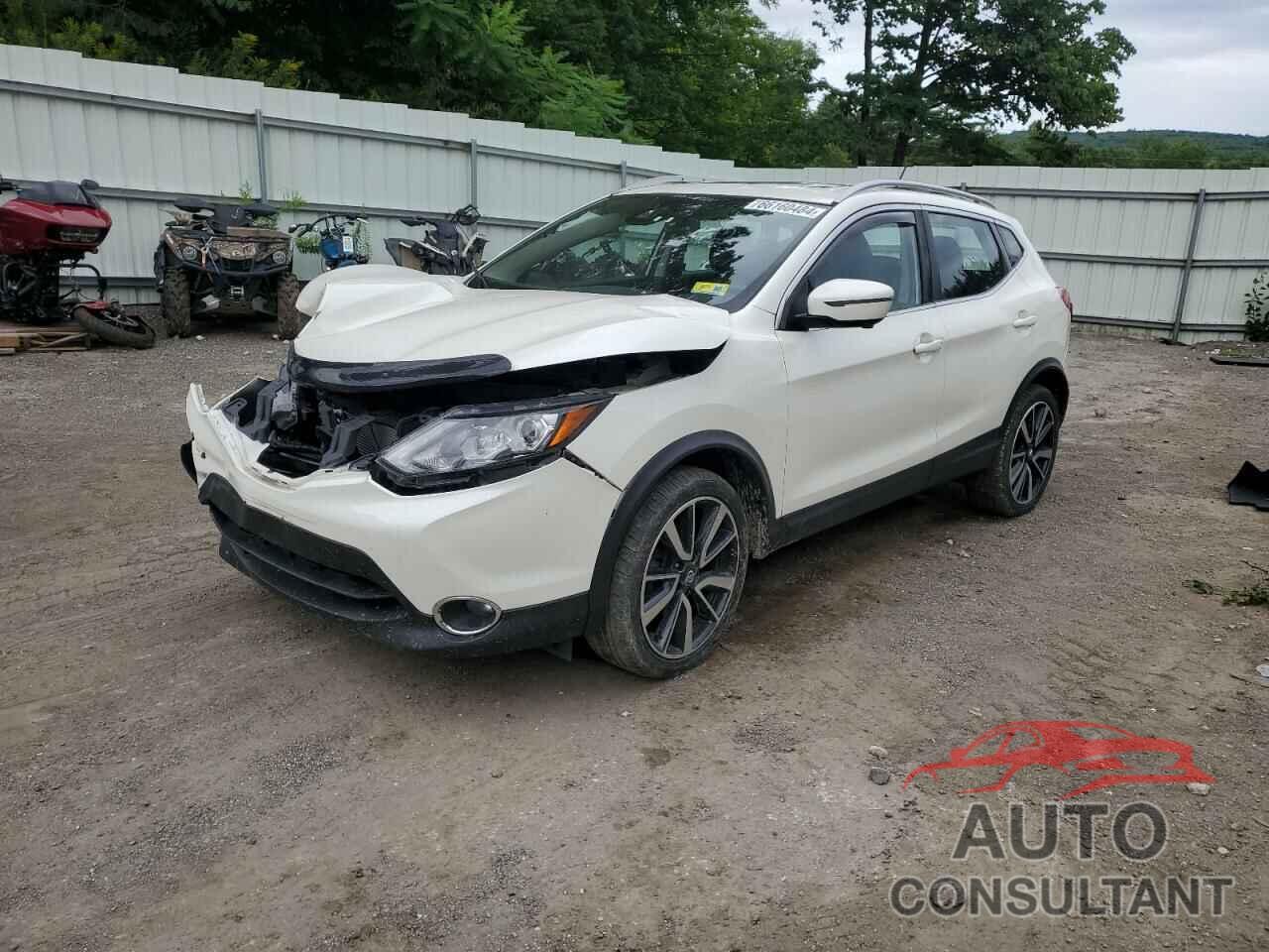 NISSAN ROGUE 2017 - JN1BJ1CR0HW131334