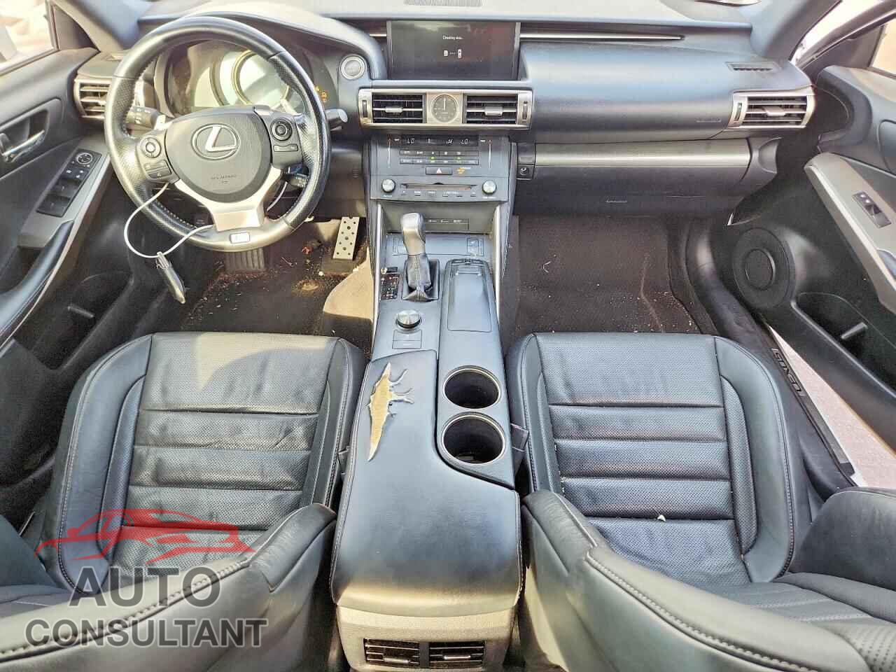 LEXUS IS 2015 - JTHCF1D25F5015990