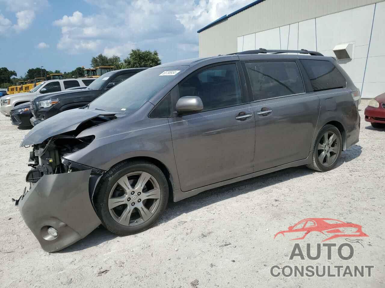 TOYOTA SIENNA 2017 - 5TDXZ3DC1HS802818