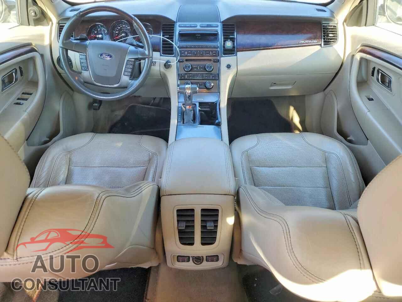 FORD TAURUS 2012 - 1FAHP2FW8CG144564