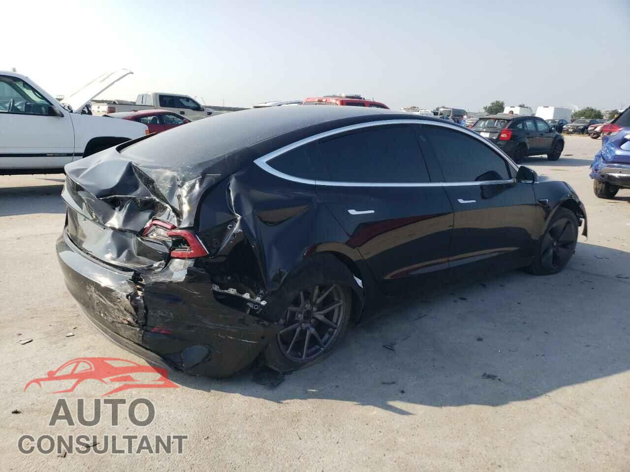 TESLA MODEL 3 2019 - 5YJ3E1EA6KF323513