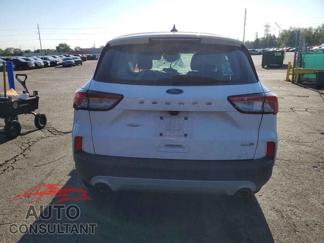 FORD ESCAPE 2020 - 1FMCU9F60LUA18945