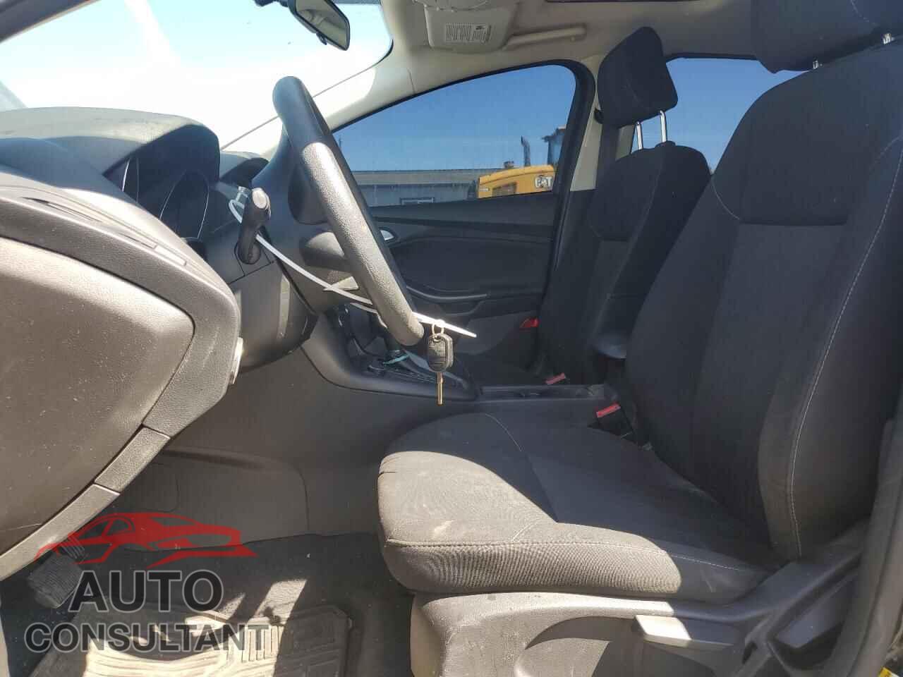 FORD FOCUS 2017 - 1FADP3M23HL220033