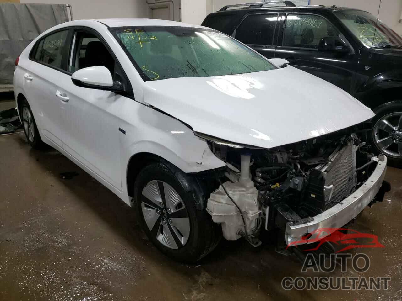 HYUNDAI IONIQ 2017 - KMHC65LC2HU039462