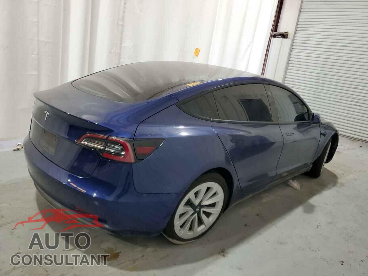 TESLA MODEL 3 2022 - 5YJ3E1EA9NF287823