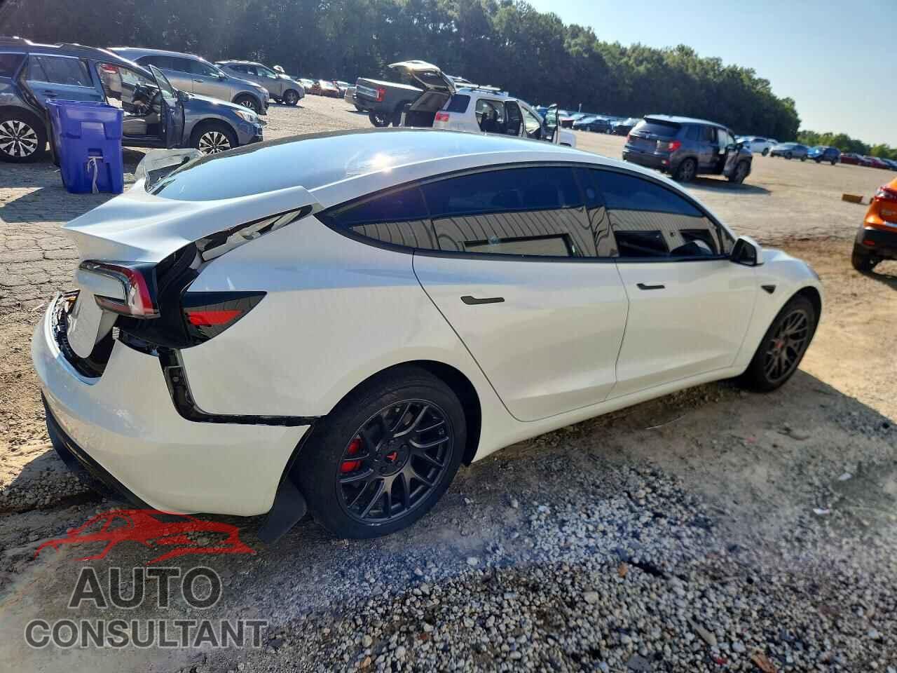 TESLA MODEL 3 2024 - 5YJ3E1EA2RF854928