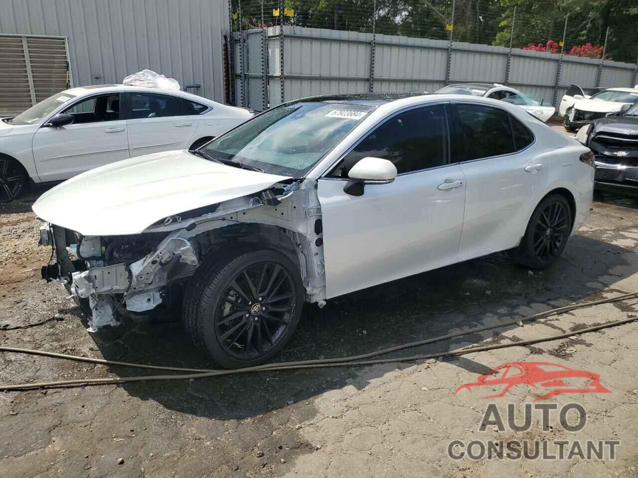 TOYOTA CAMRY 2022 - 4T1K61AK5NU023119