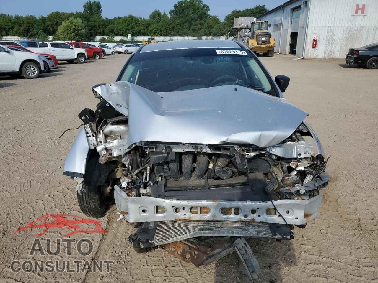 FORD FOCUS 2015 - 1FADP3E20FL347317