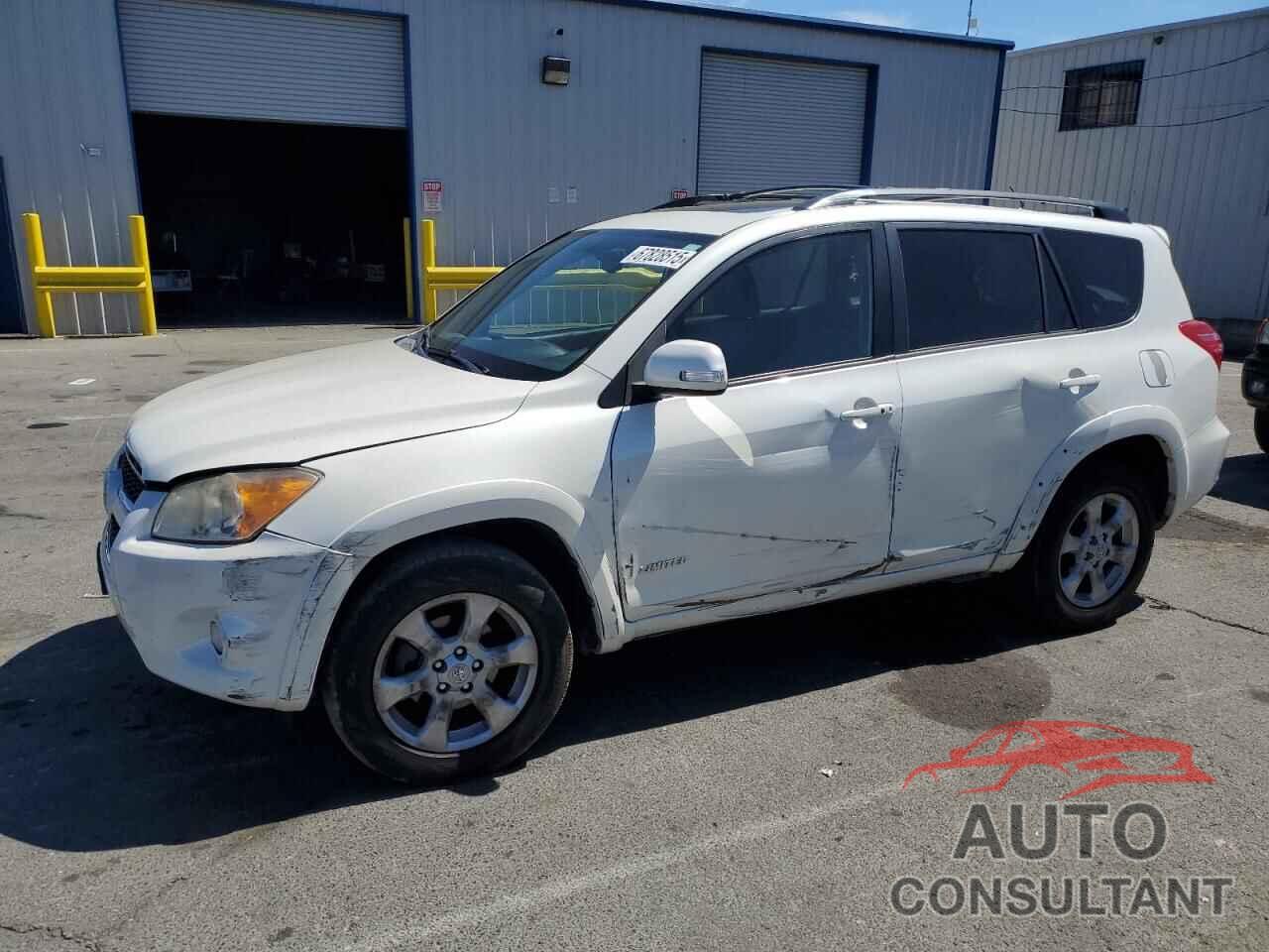 TOYOTA RAV4 2009 - JTMBK31V095081967