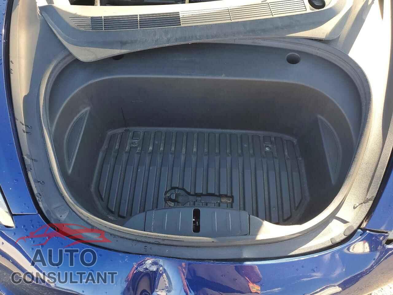 TESLA MODEL 3 2022 - 5YJ3E1EA2NF369831