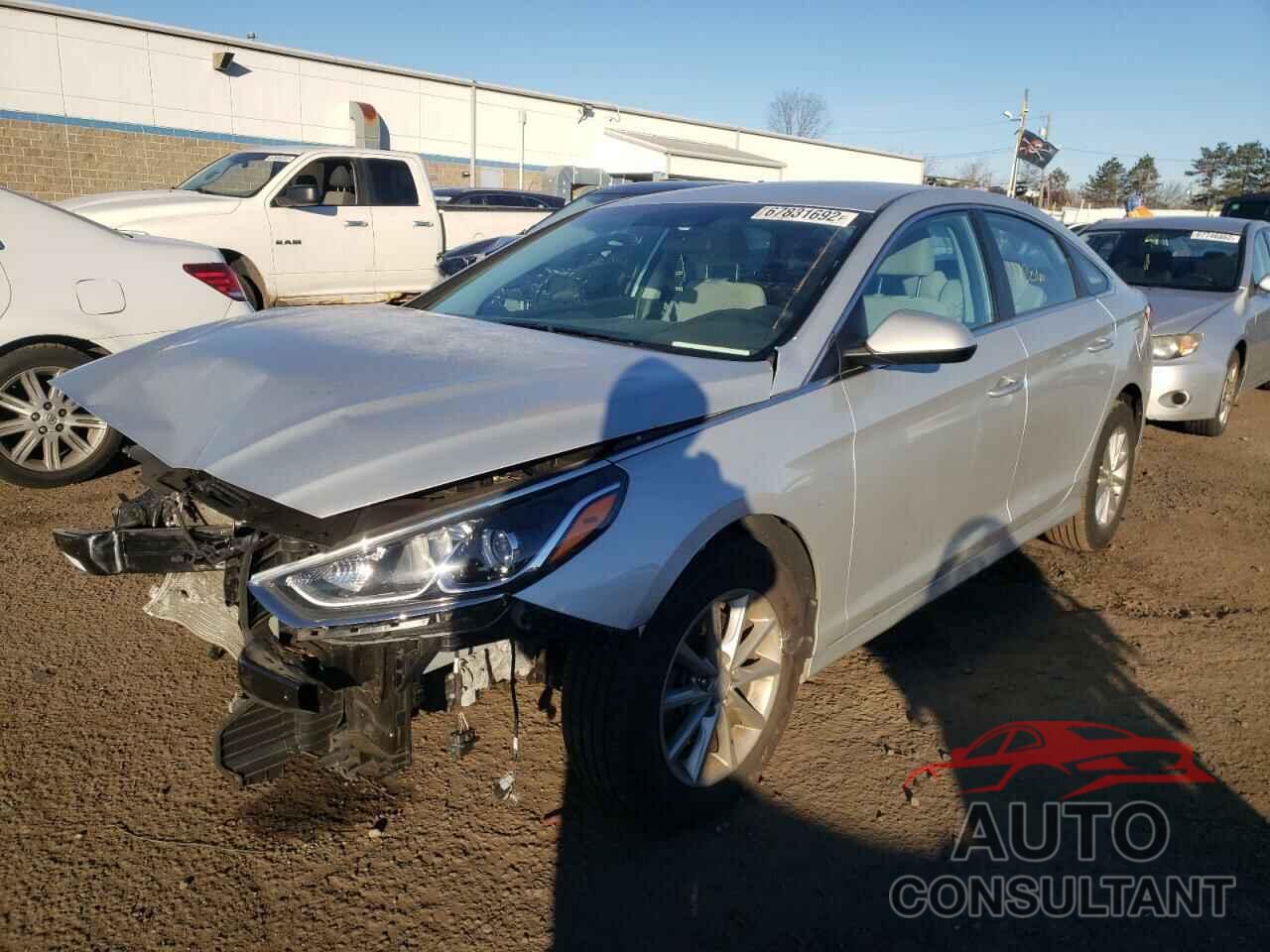 HYUNDAI SONATA 2018 - 5NPE24AF5JH701809