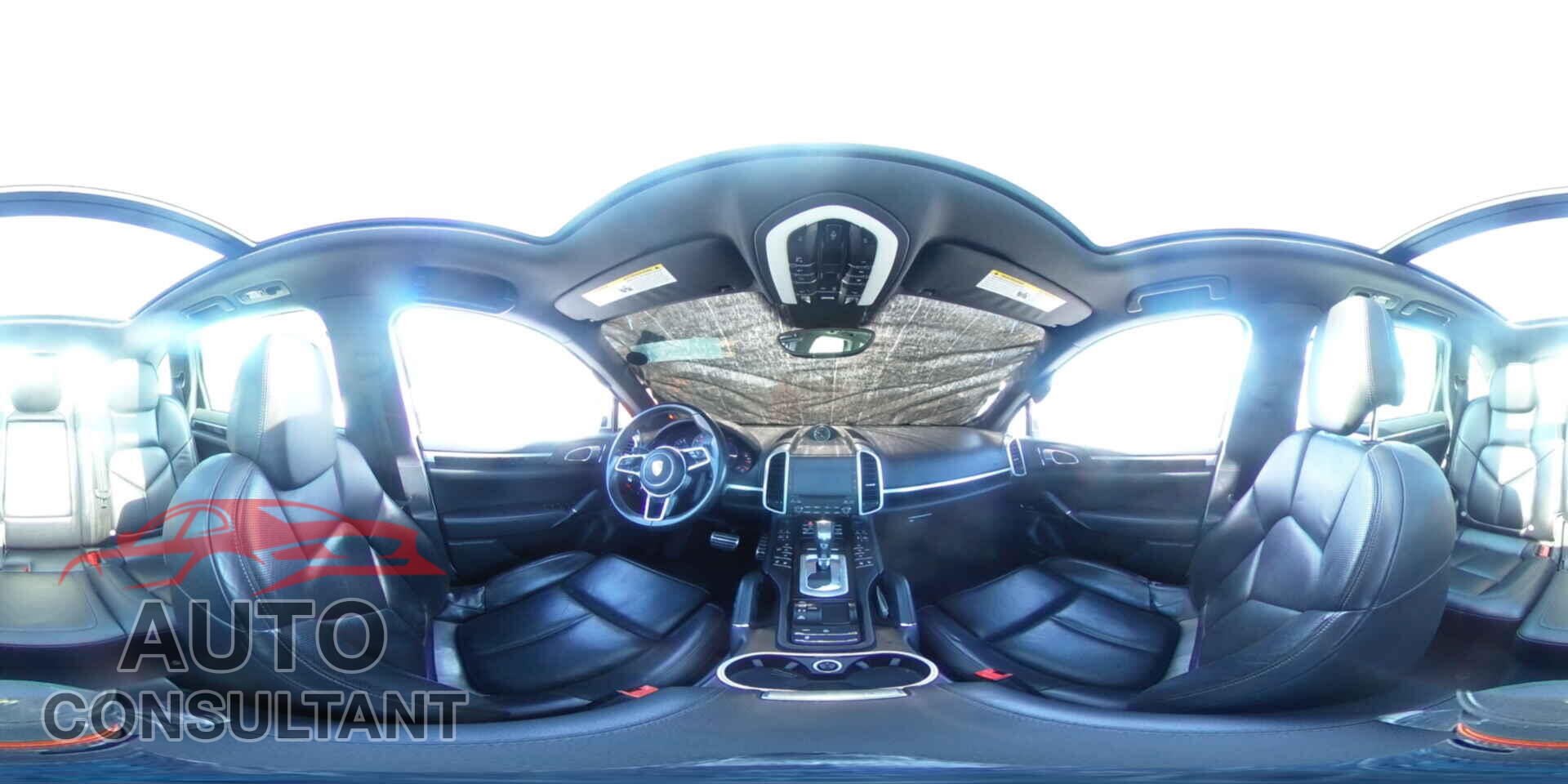 PORSCHE CAYENNE 2017 - WP1AB2A28HLA51524