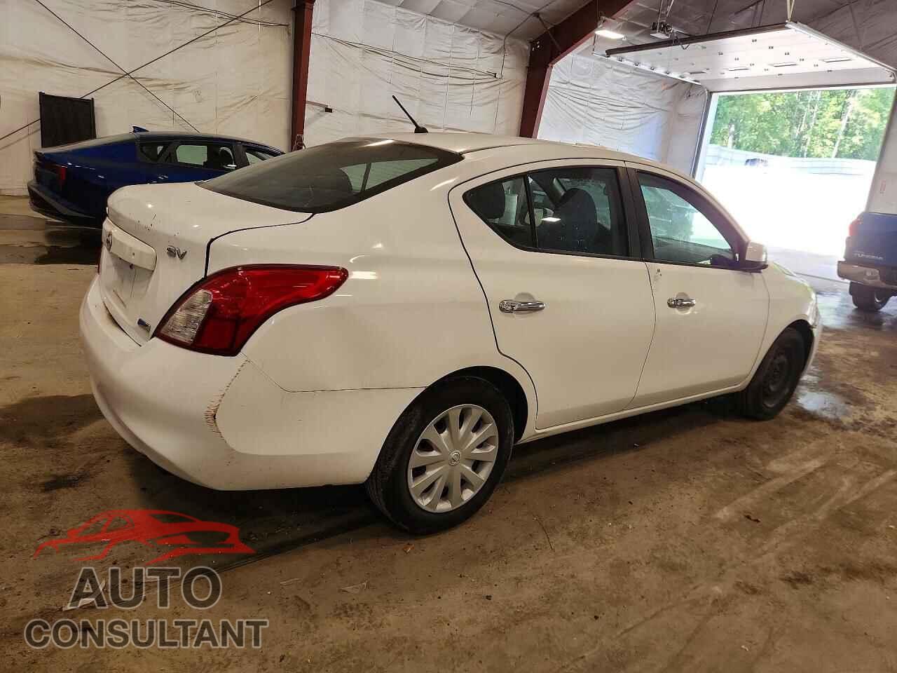 NISSAN VERSA 2012 - 3N1CN7AP1CL927084