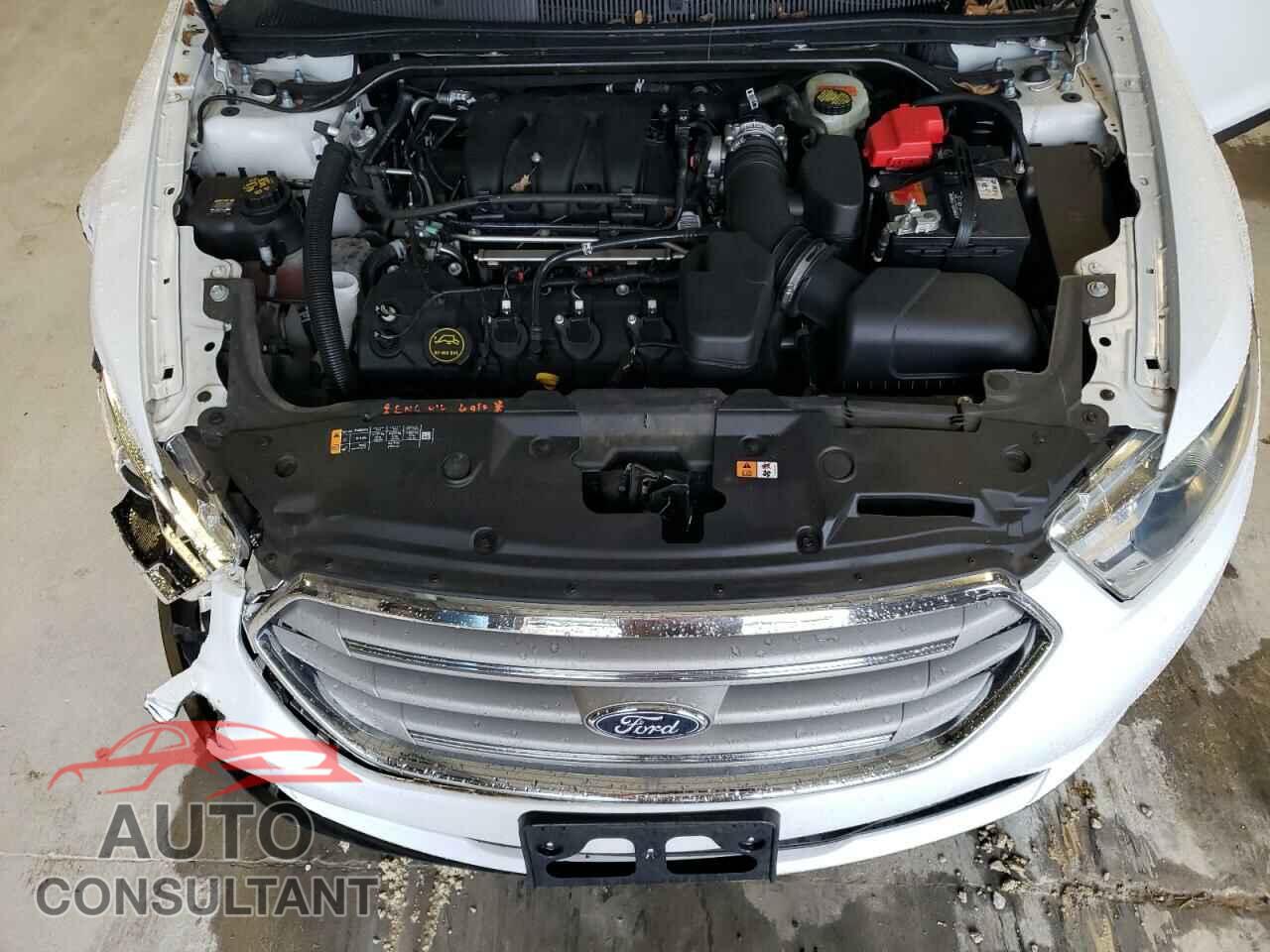 FORD TAURUS 2017 - 1FAHP2D81HG130372