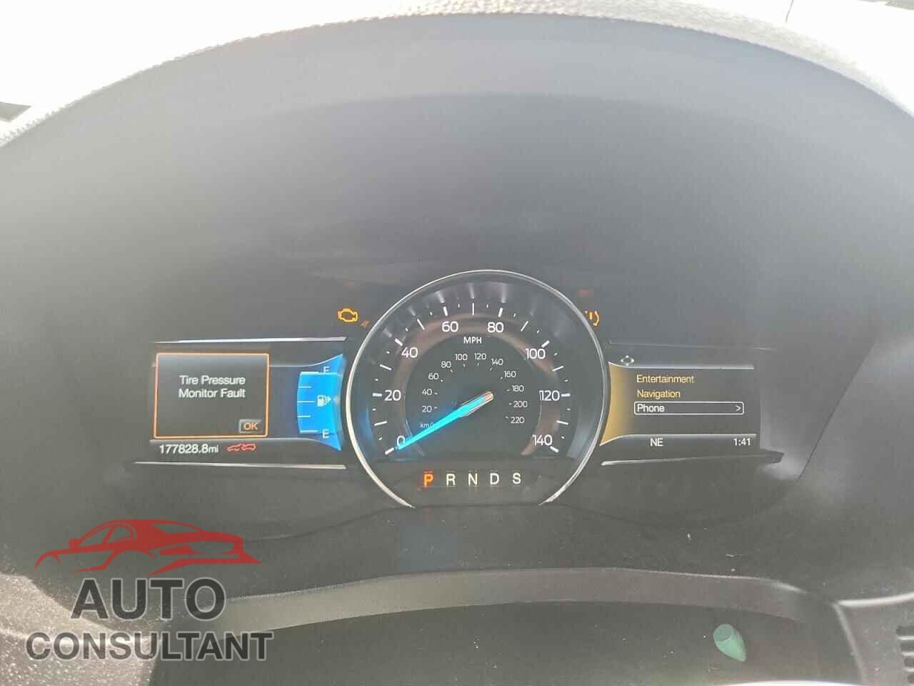 FORD EXPLORER 2018 - 1FM5K7F8XJGB11200