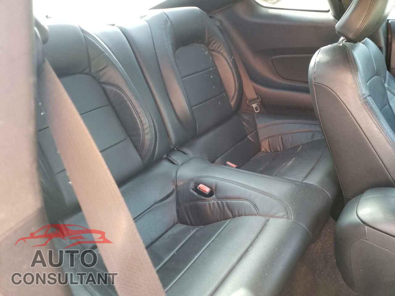 FORD MUSTANG 2017 - 1FA6P8TH8H5244442