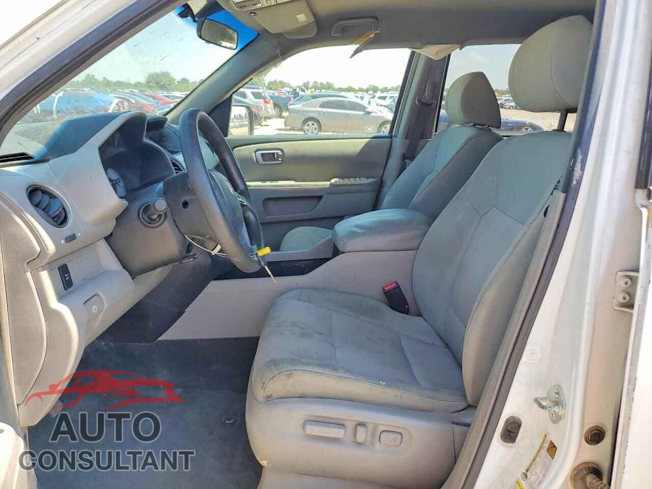 HONDA PILOT 2011 - 5FNYF3H46BB021482