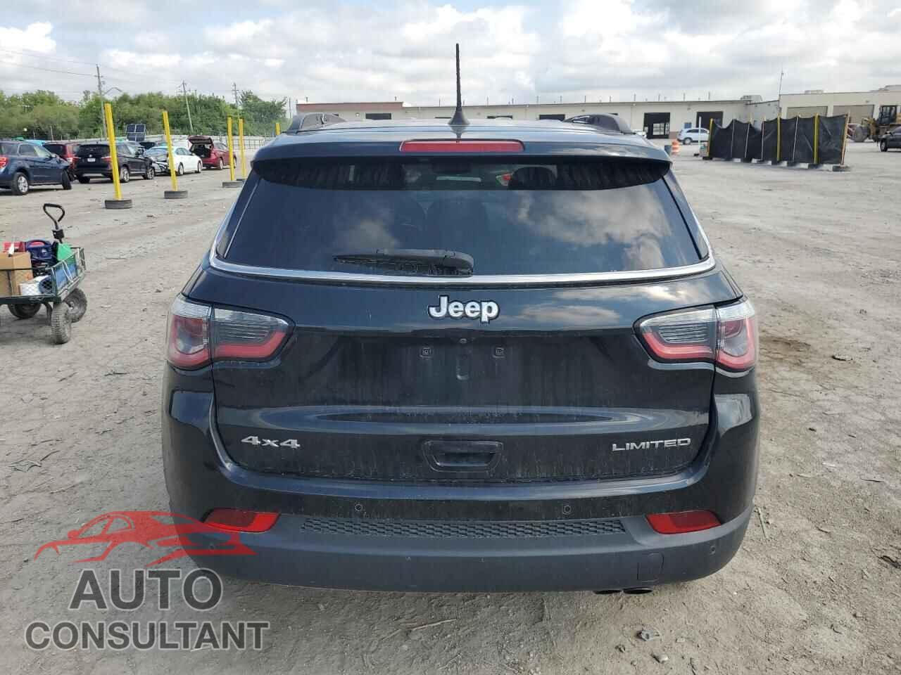 JEEP COMPASS 2018 - 3C4NJDCB0JT333374