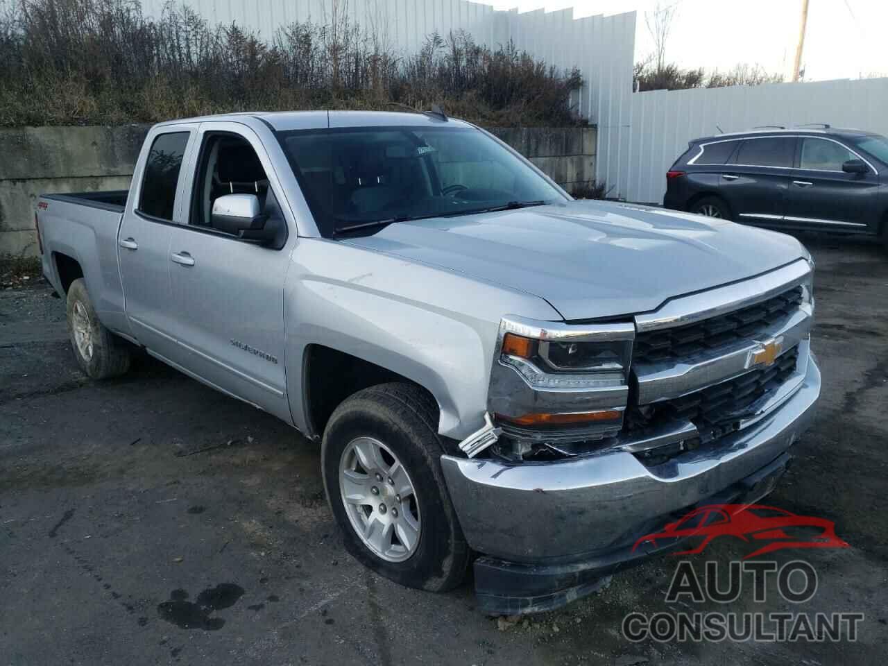 CHEVROLET SILVERADO 2018 - 1GCVKREC5JZ151033