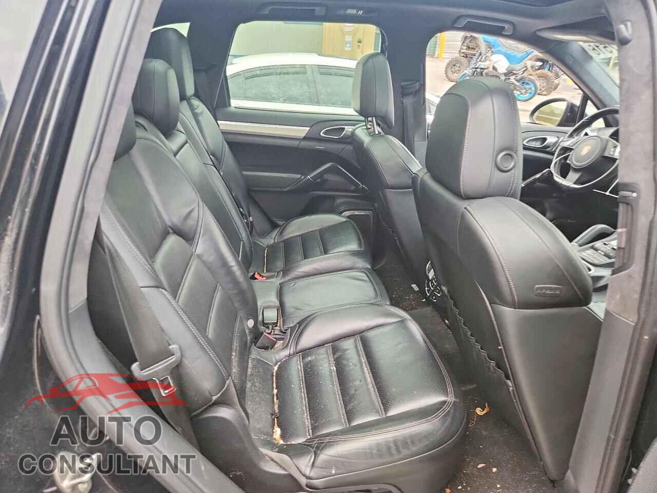 PORSCHE CAYENNE 2012 - WP1AC2A20CLA84541