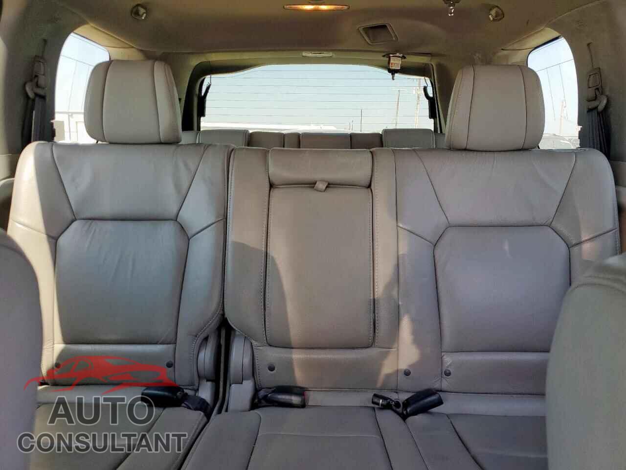 HONDA PILOT 2014 - 5FNYF3H76EB021237