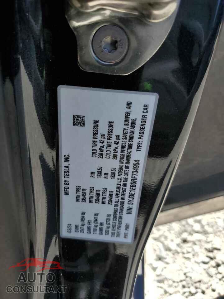 TESLA MODEL 3 2024 - 5YJ3E1EB5RF734954