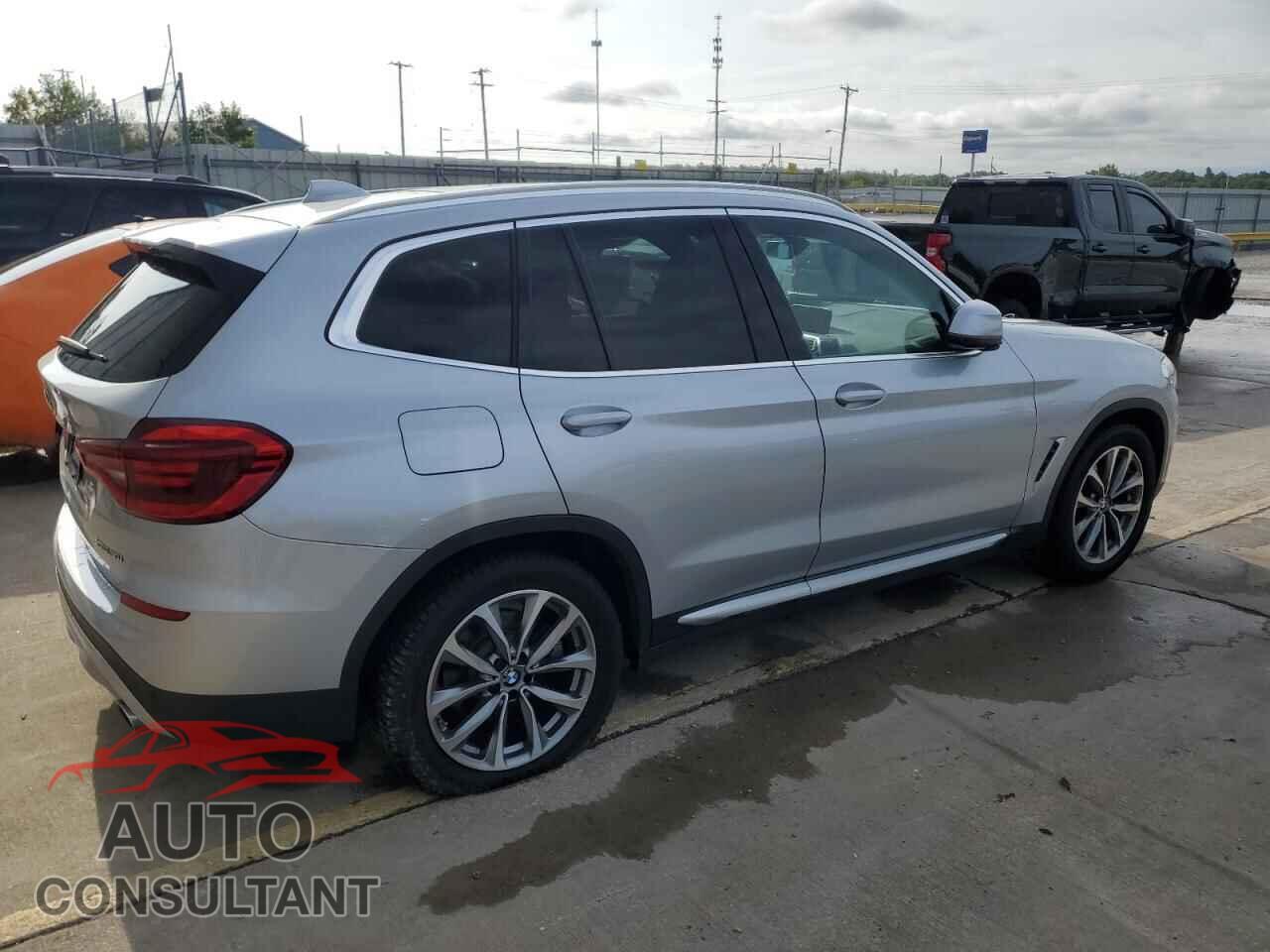 BMW X3 2018 - 5UXTR9C58JLD69964