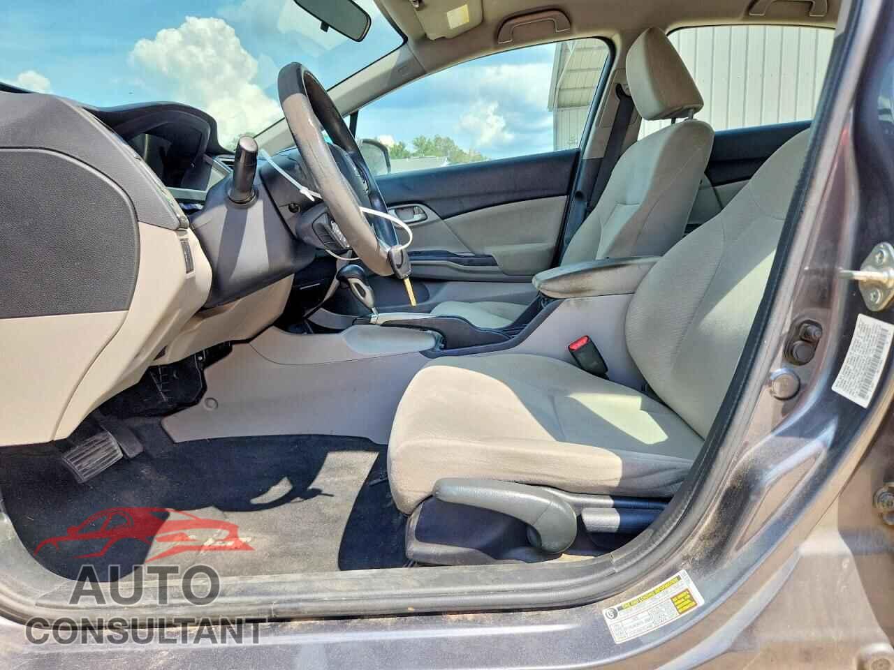 HONDA CIVIC 2013 - 19XFB2F58DE079353