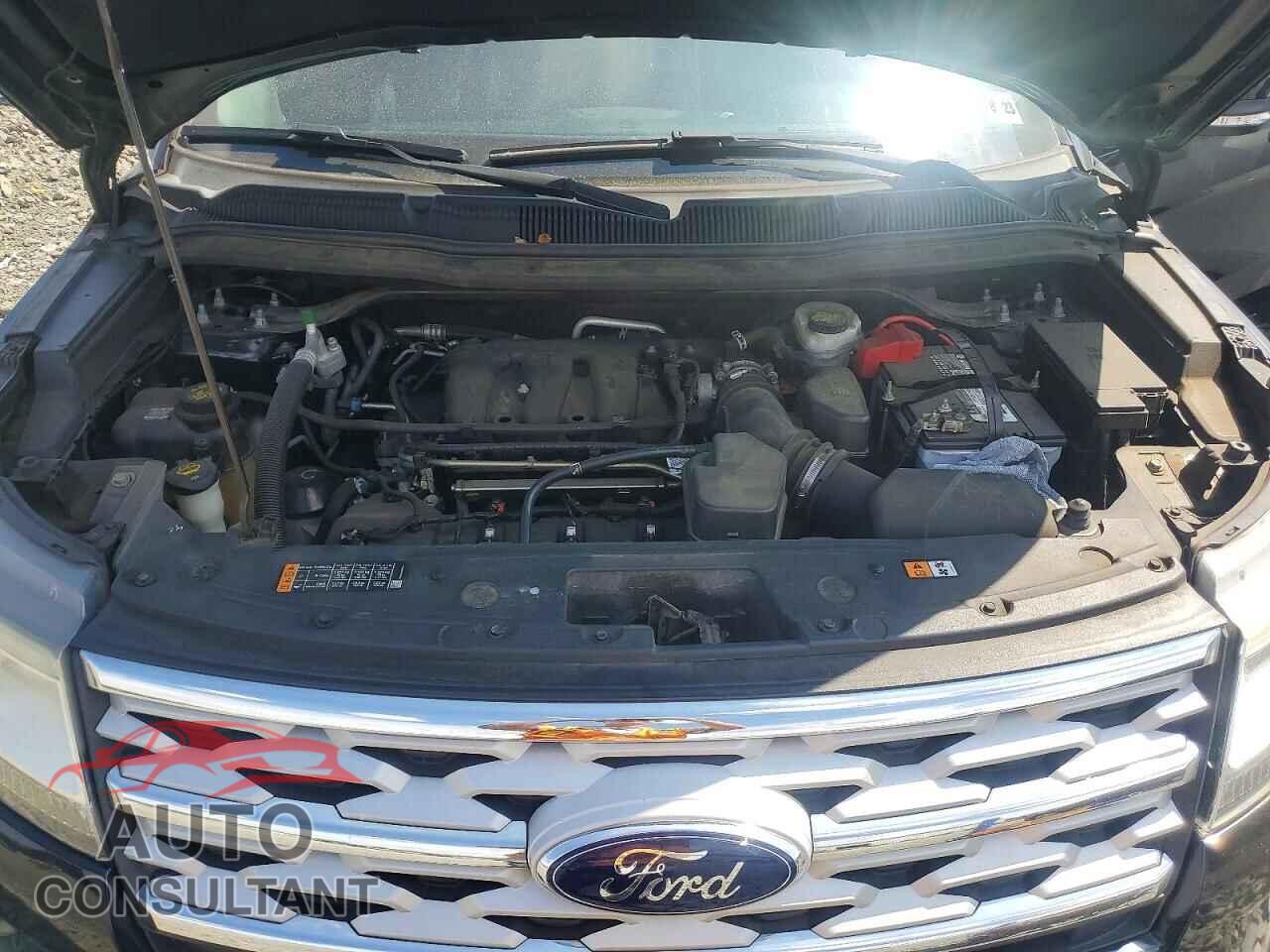 FORD EXPLORER 2018 - 1FM5K8D84JGC30045